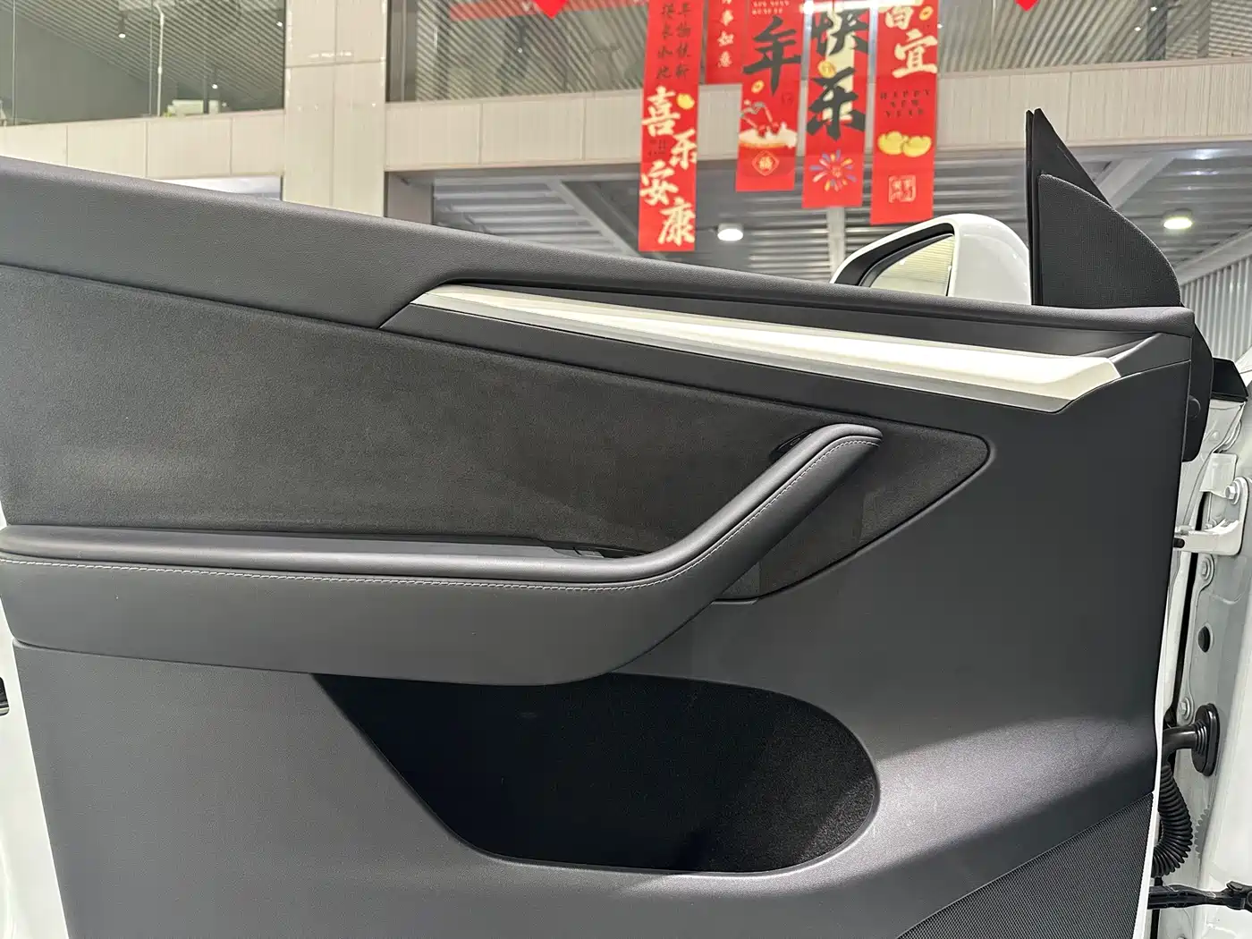  Tesla Model Y 2022 Rear-Wheel Drive Version 6