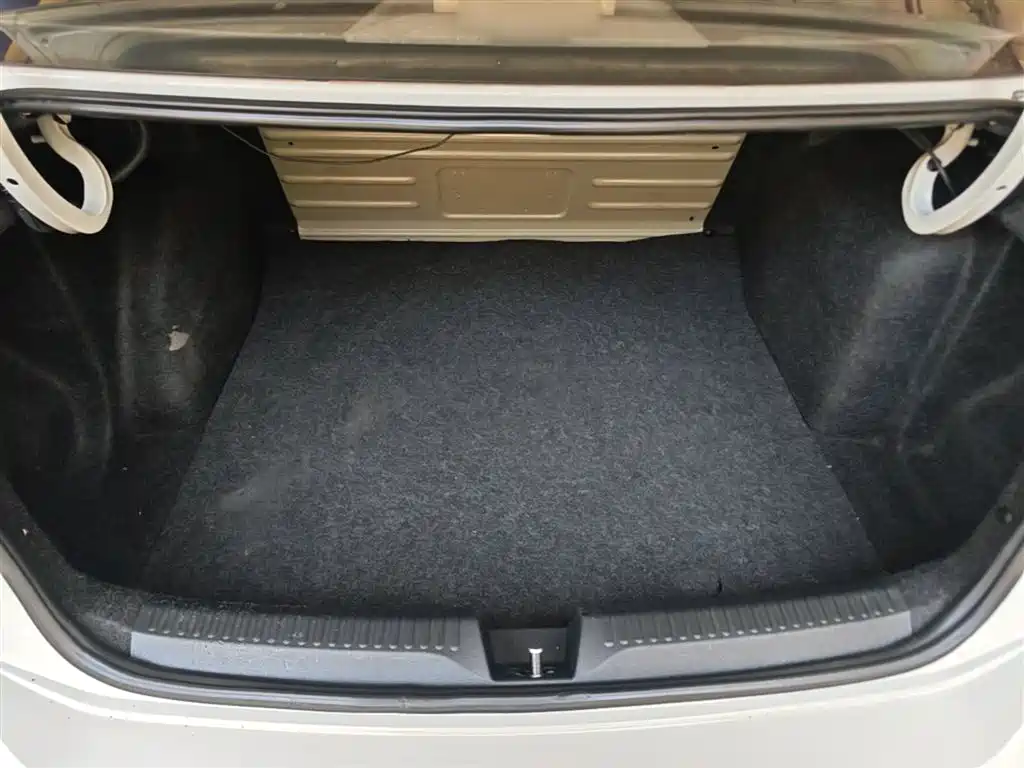 Volkswagen Jetta 2017 1.4L Manual Fashion фото 19