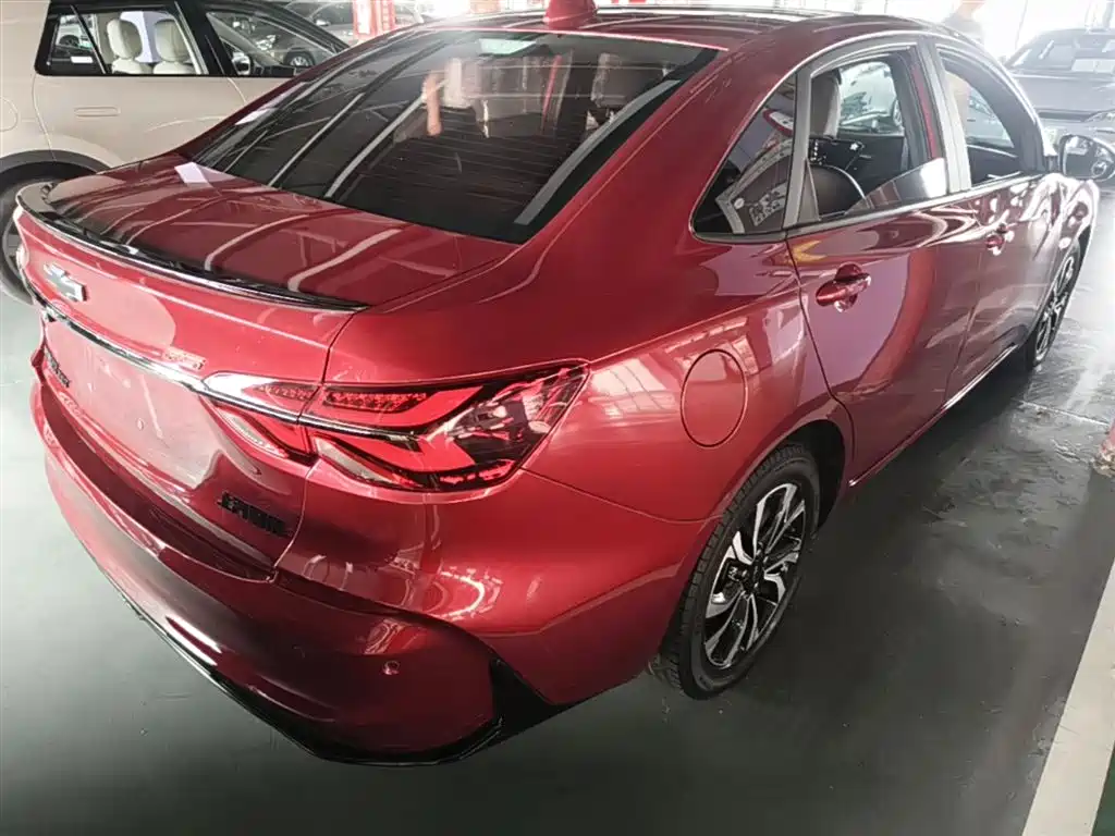 Chevrolet Monza 2019 RS 330T Automatic Thrill Edition China VI фото 7
