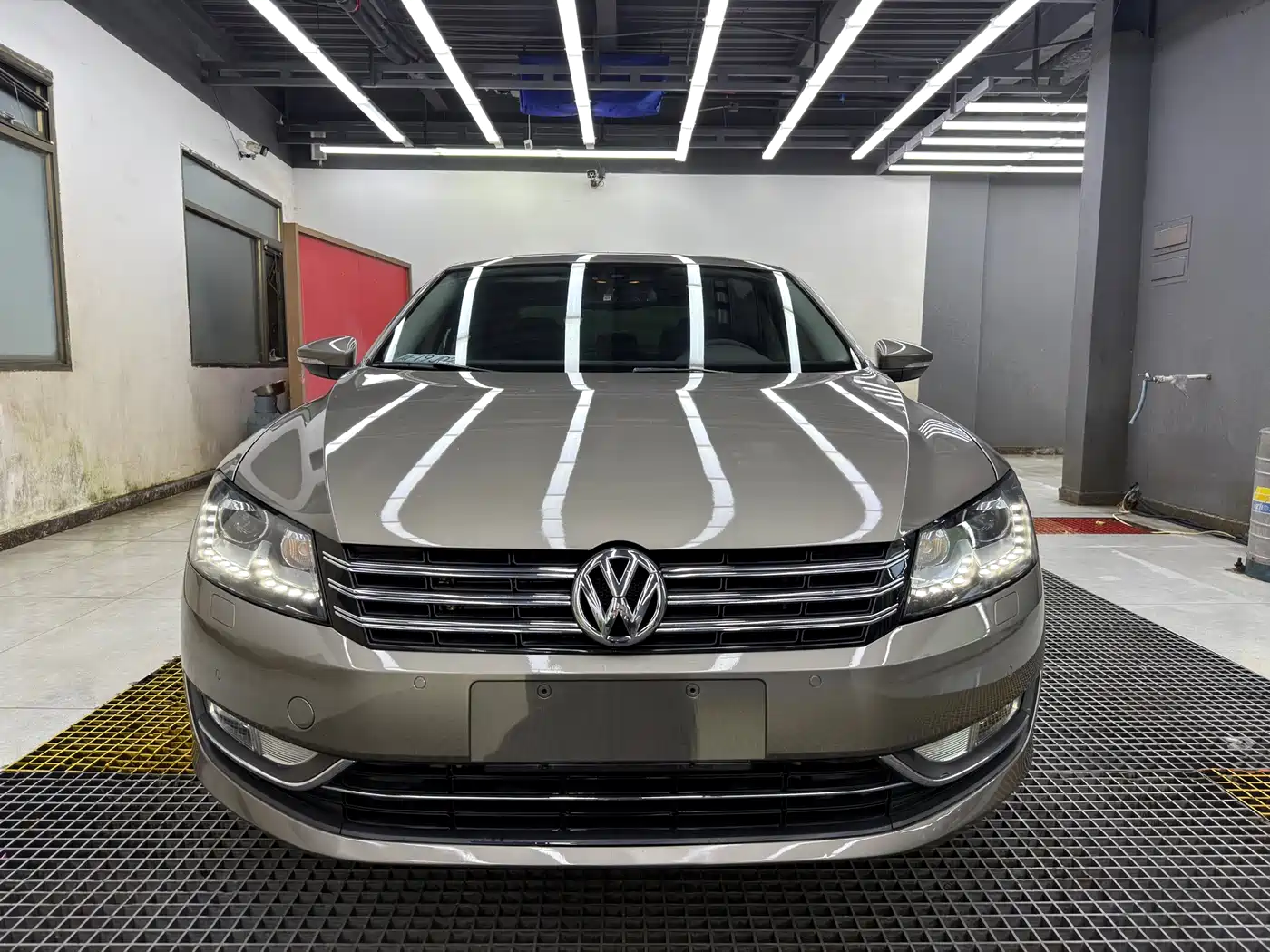 Volkswagen Passat 2015 1.8TSI DSG Prestige Edition