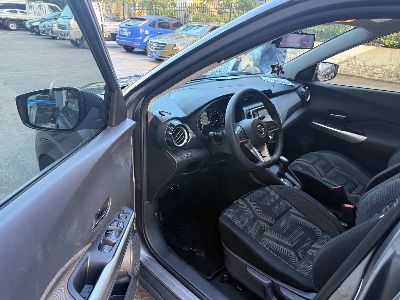 Nissan Kicks 2021 2021 1.5L XL CVT Cool Edition
