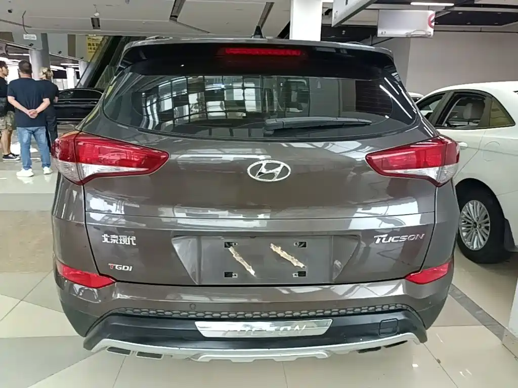HYUNDAI TUCSON