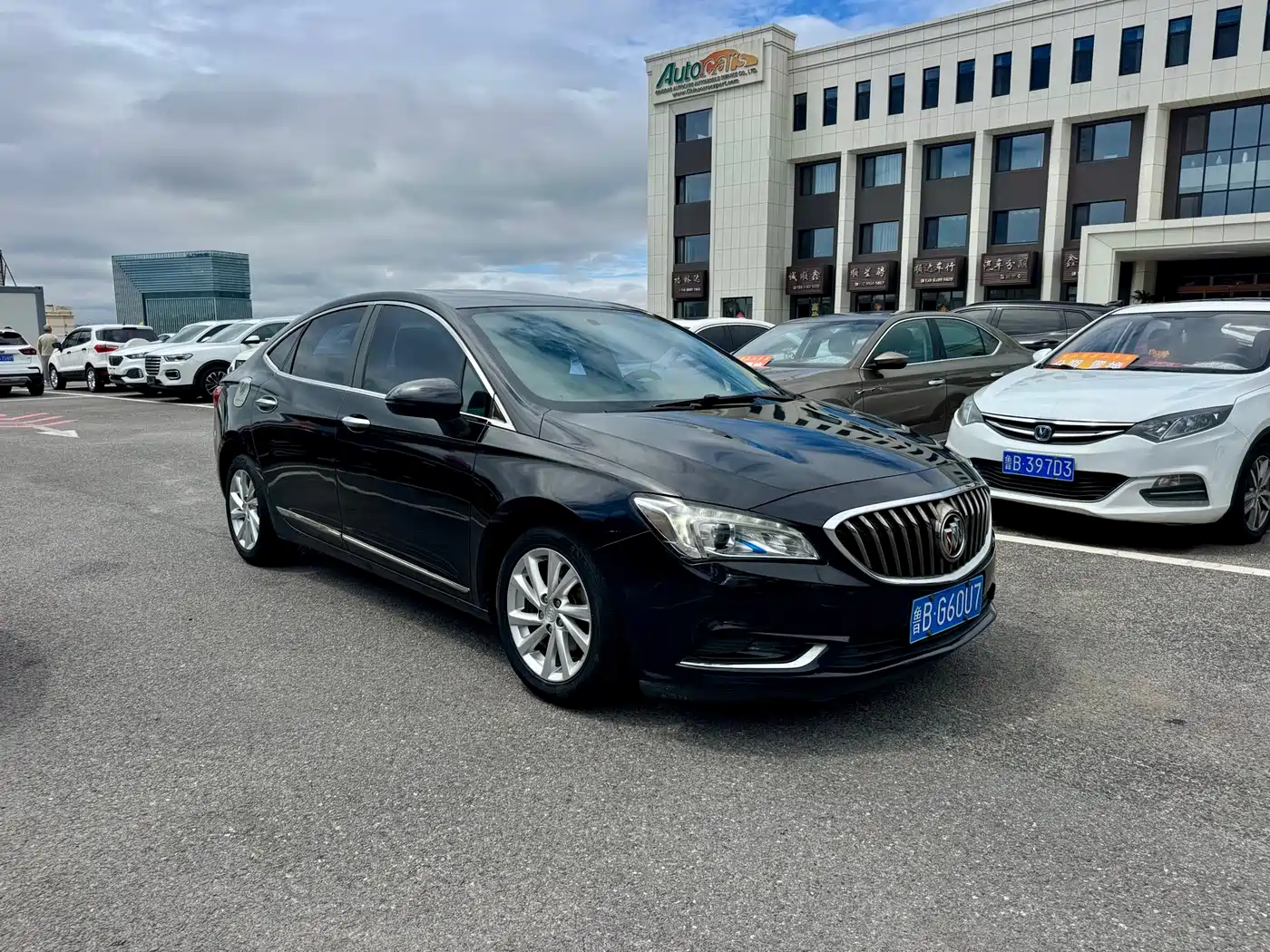 Buick Verano 2015 Sedan 15S Automatic Leading фото 3