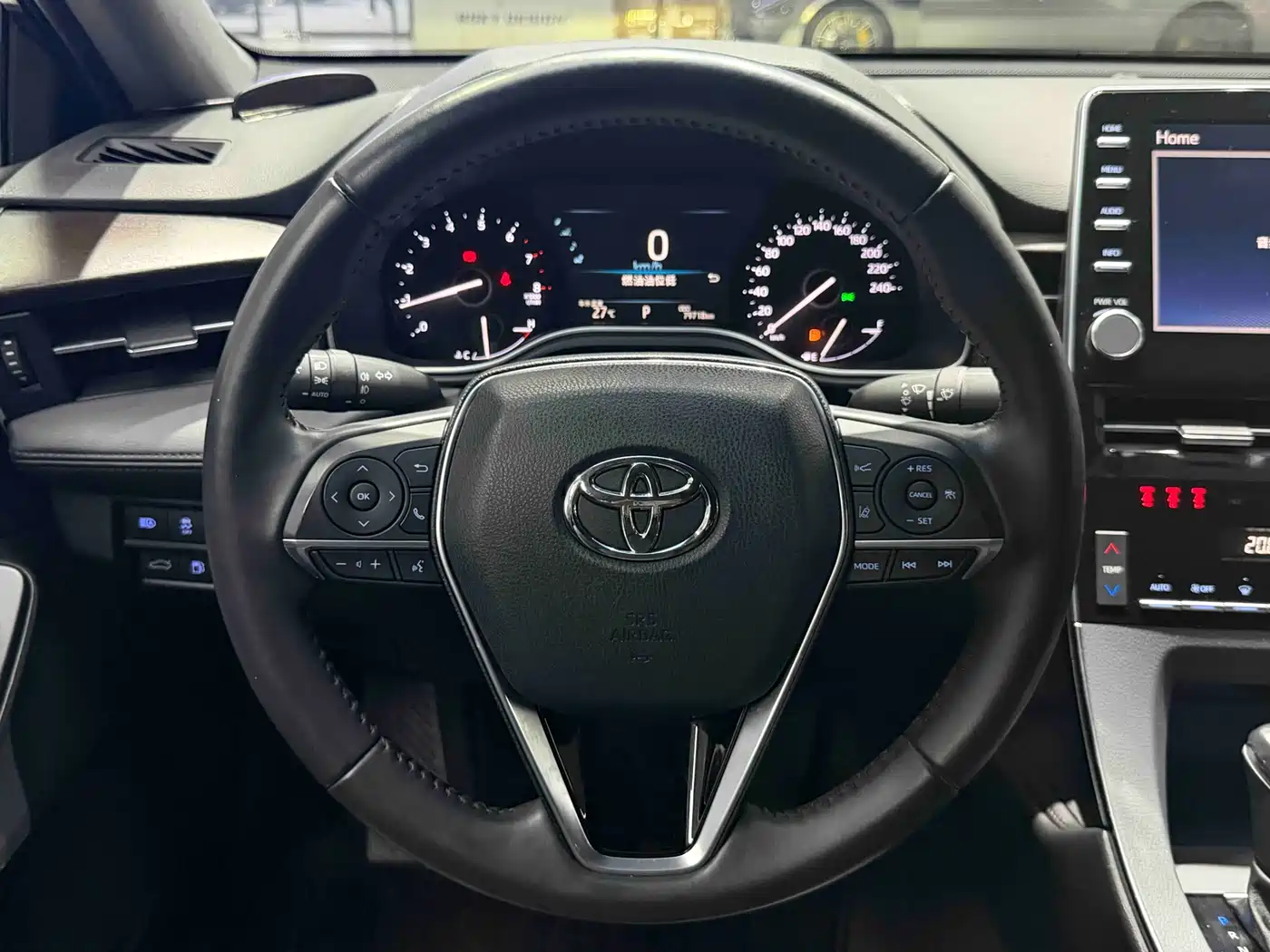 Toyota Avalon 2022 2.0L Luxury Edition фото 8