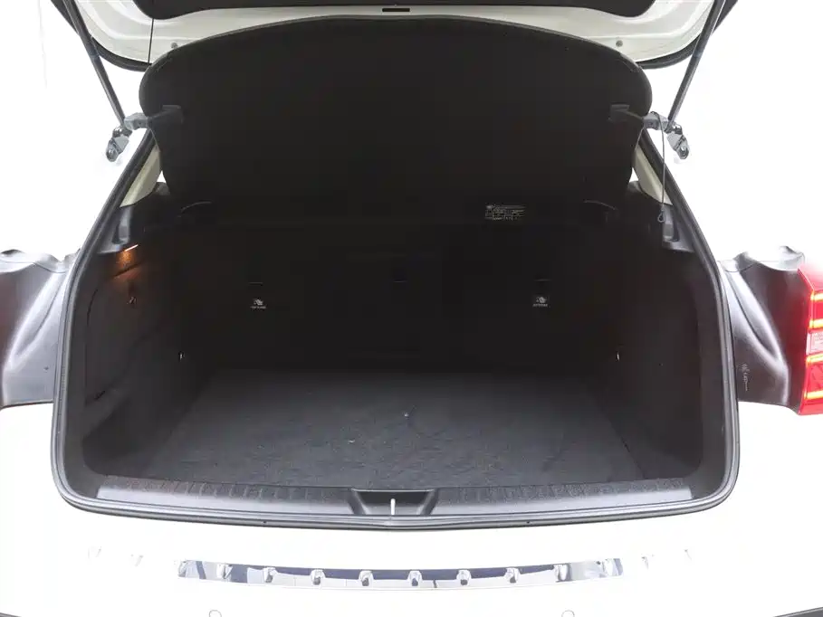 Mercedes-Benz GLA 2016 GLA 220 4MATIC Fashion фото 30