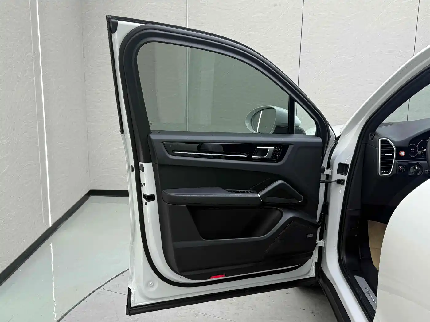 Porsche Cayenne 2019 Cayenne 3.0T фото 17