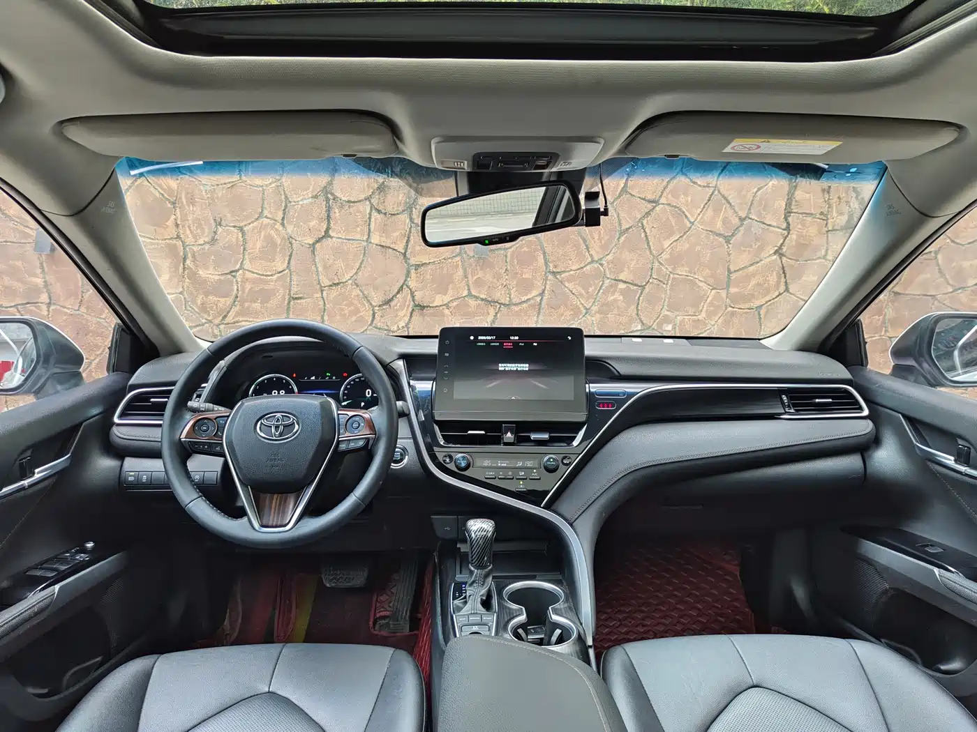 Toyota Camry 2021 2.5G Luxury Edition фото 11