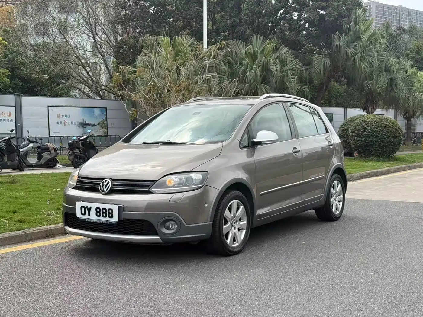 Volkswagen Golf (Import) 2014 2011 1.4TSI Cross Golf
