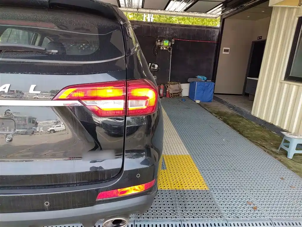 Haval M6 2018 Facelift 1.5T DCT 2WD Elite Edition фото 8