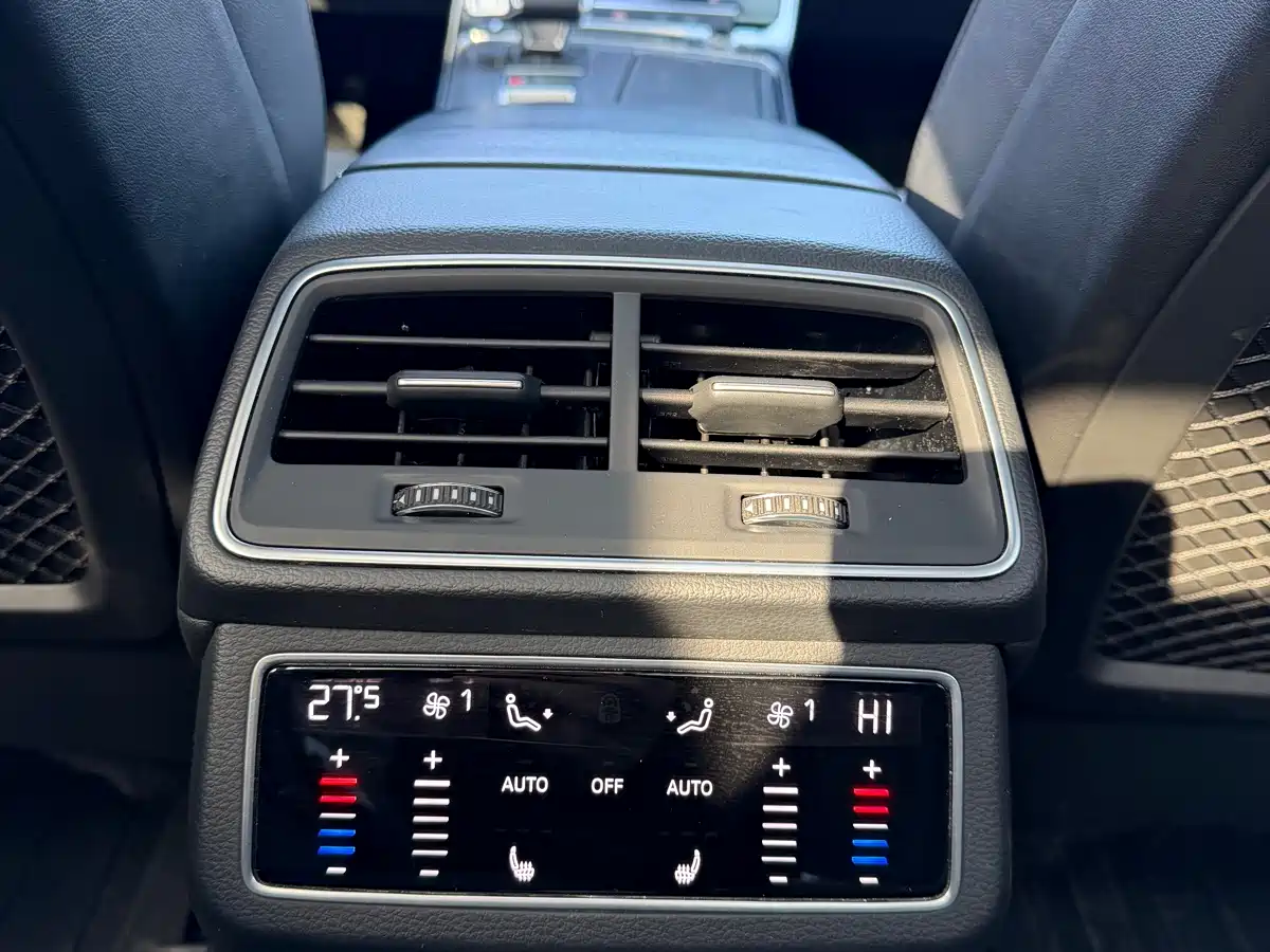 Audi A6L 2022 45 TFSI Premium Dynamic фото 25