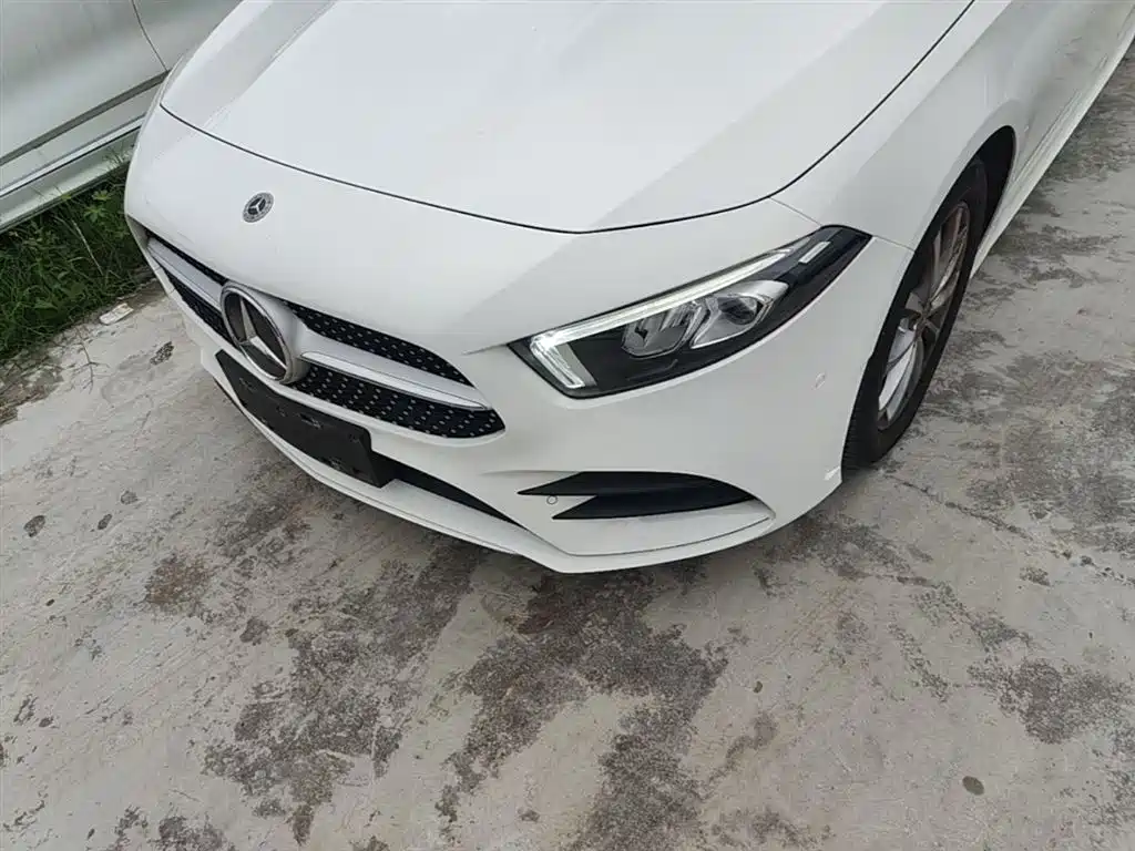 Mercedes-Benz A-Class 2020 Facelift A 200 L Sport Sedan Dynamic фото 24