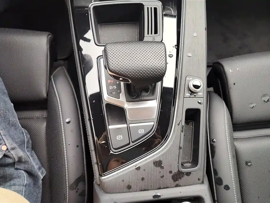Audi A4L 2024 40 TFSI Luxury Dynamic фото 16