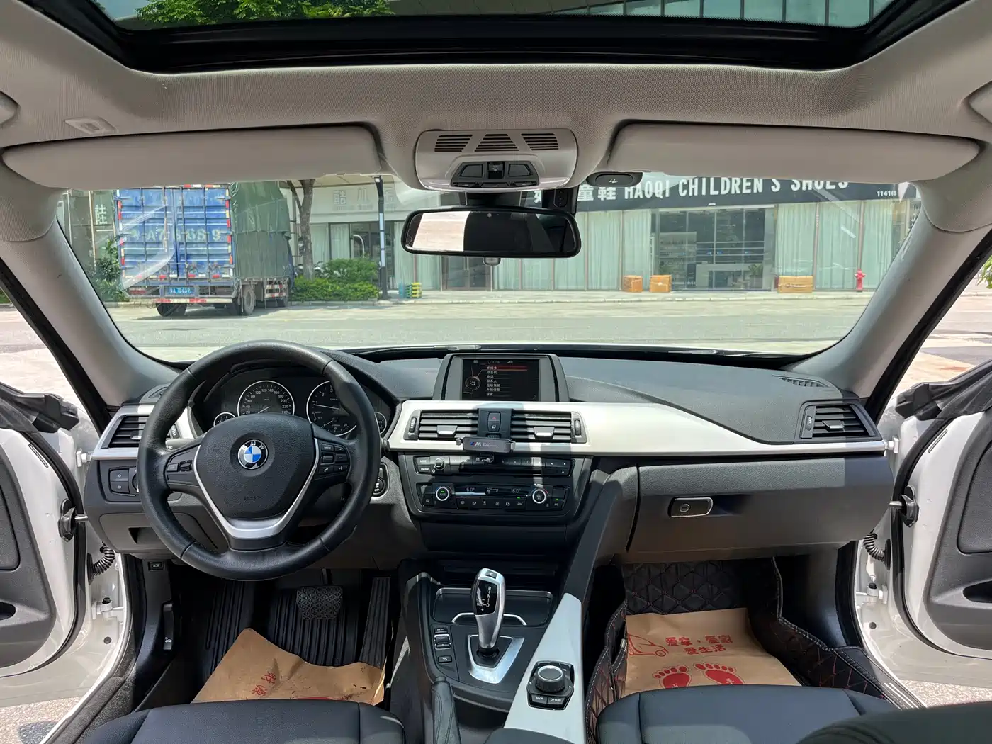BMW 3 Series GT 2016 320i Fashion Style фото 17