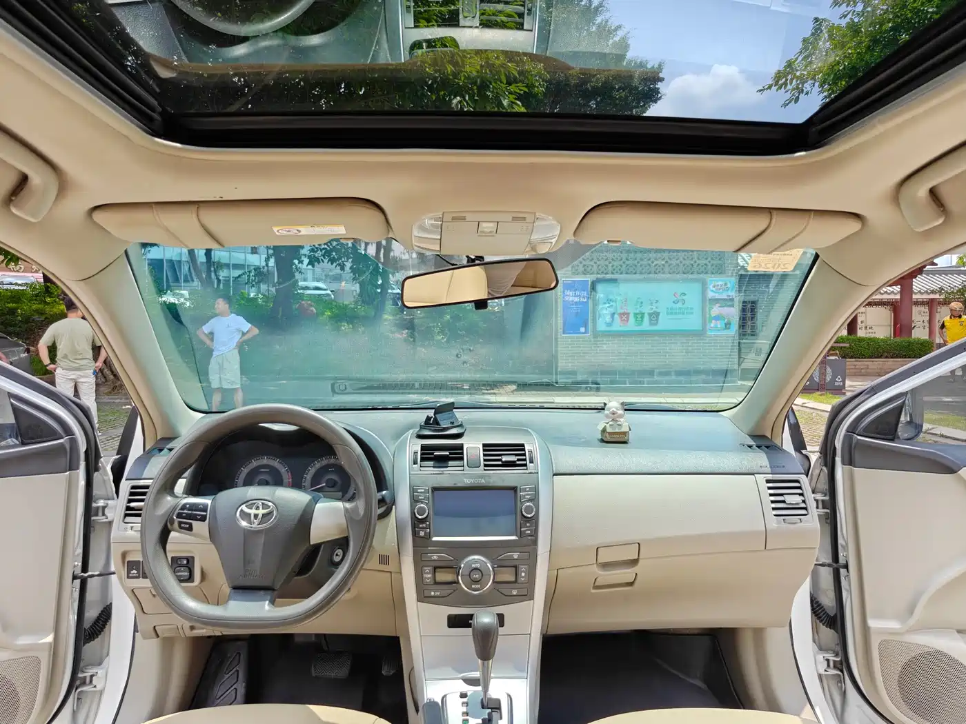 Toyota Corolla 2012 Styling Edition 1.6L Automatic GL фото 9