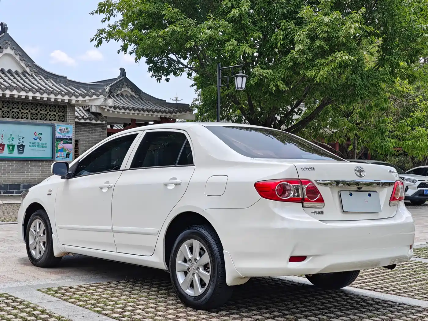 Toyota Corolla 2012 Styling Edition 1.6L Automatic GL фото 14