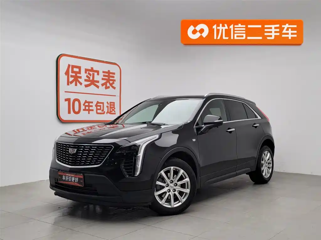 CADILLAC XT4