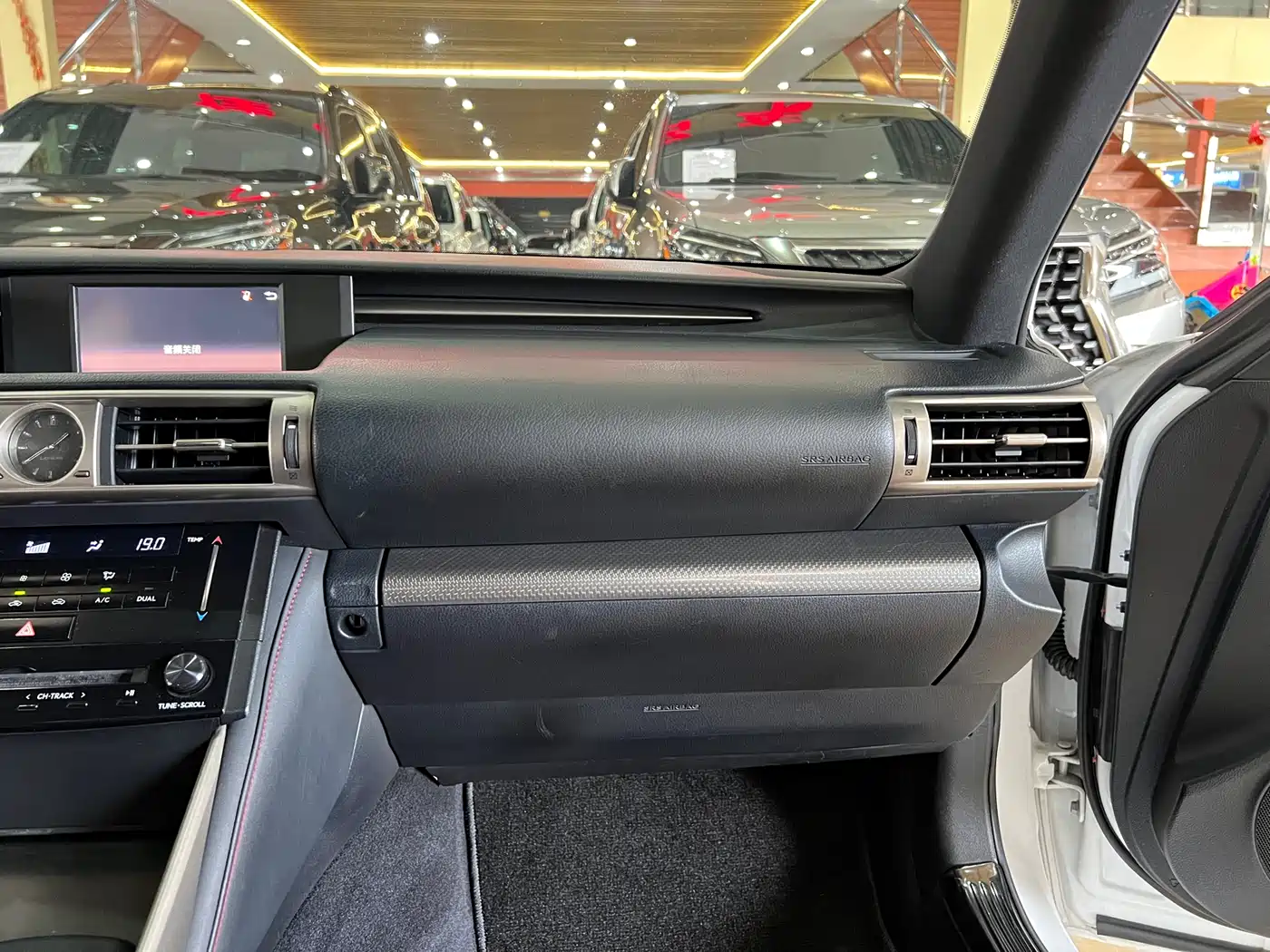Lexus IS 2013 250 F SPORT фото 15