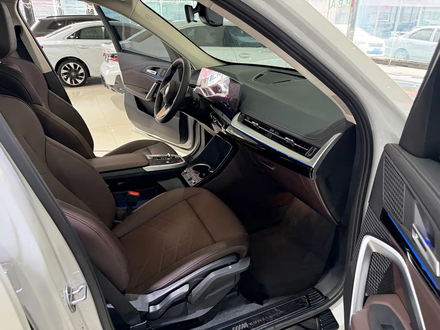 BMW X1 2023 sDrive20Li X Design Package фото 9