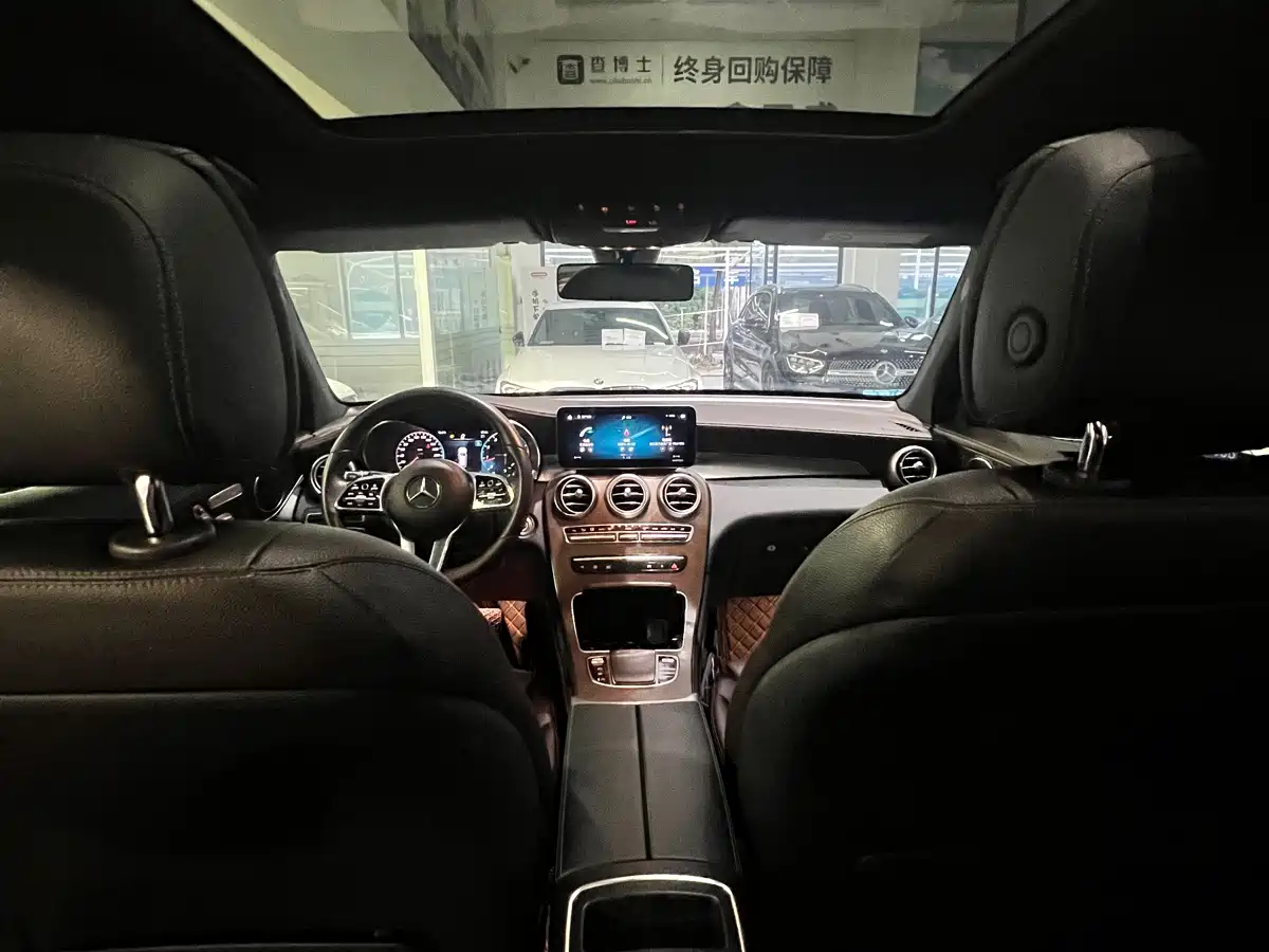 Mercedes-Benz GLC 2020 GLC 260 L 4MATIC Luxury фото 12