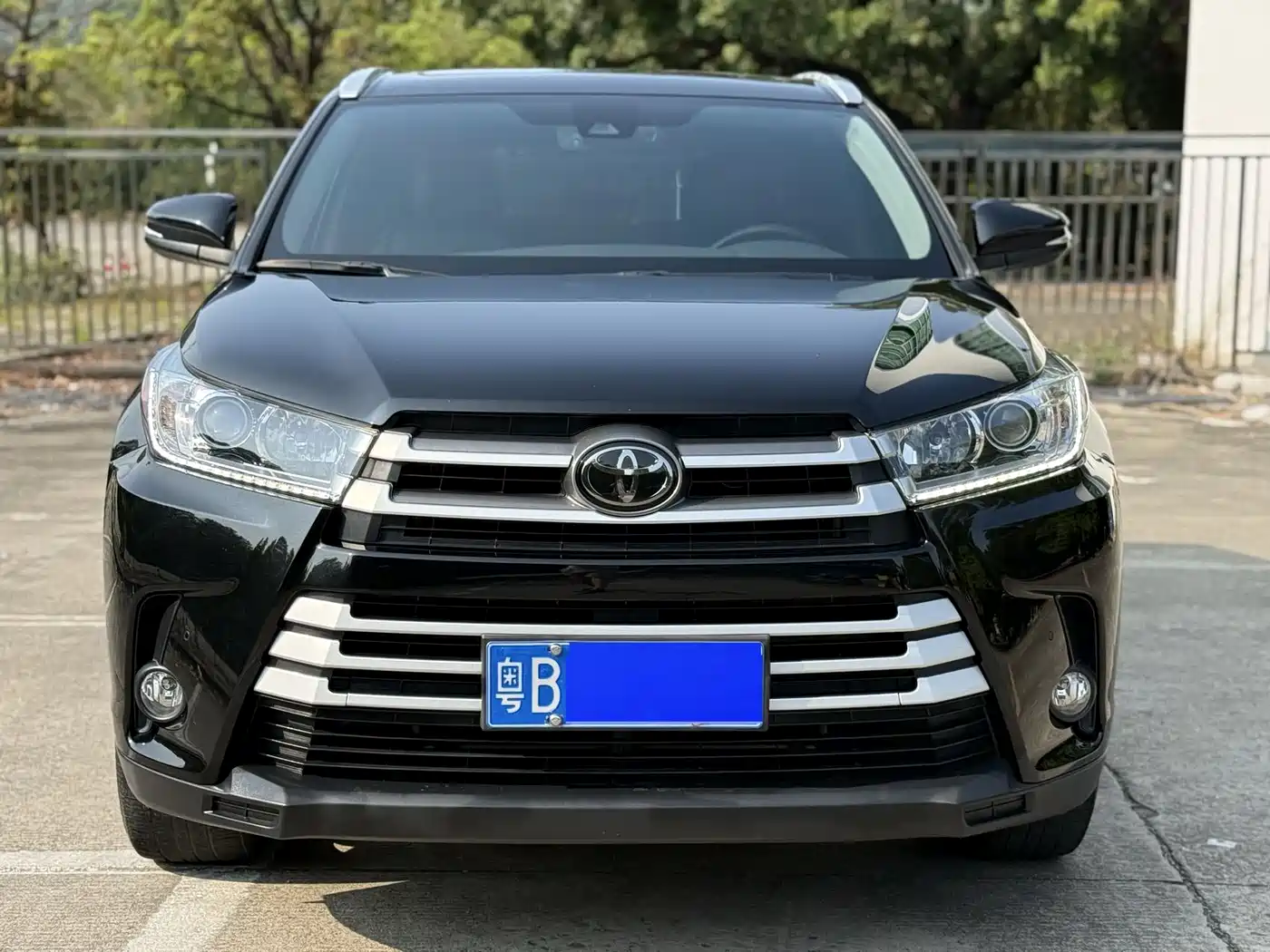 Toyota Highlander 2021 2.0T AWD Luxury 7-Seater фото 2