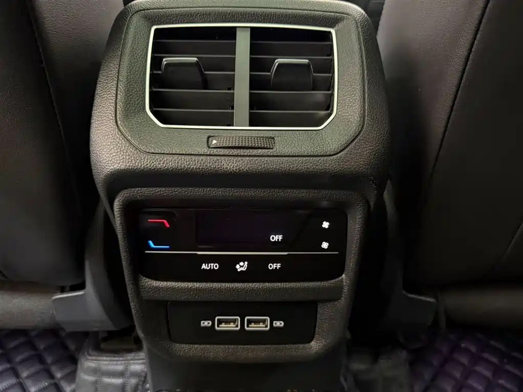 Volkswagen Tayron 2023 280TSI 2WD Luxury Plus Advanced Edition фото 19