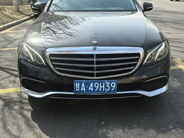 MERCEDES-BENZ E CLASS