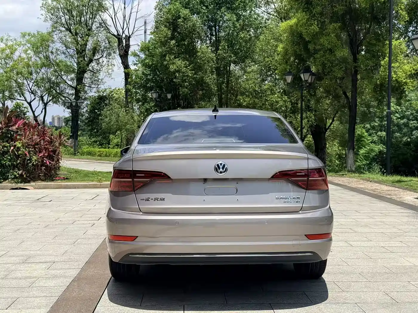 Volkswagen Sagitar 2019 280TSI DSG Comfort Edition China VI фото 4