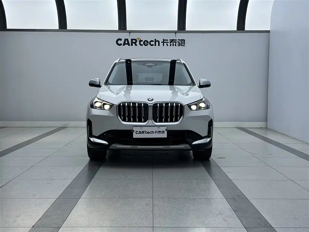 BMW X1 2024 sDrive25Li X Design Package фото 2