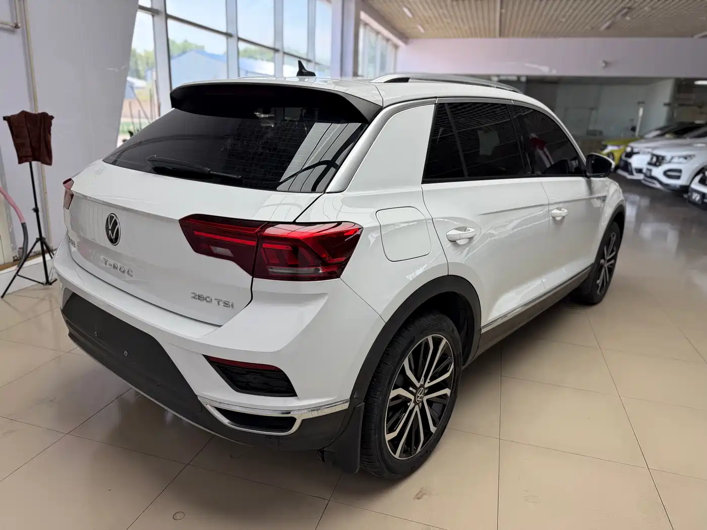 Volkswagen T-ROC 2022 280TSI DSG 2WD Comfort PLUS фото 12