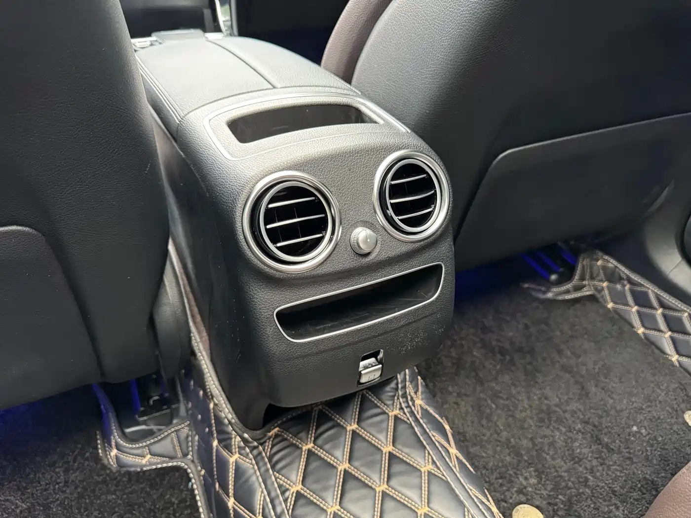 Mercedes-Benz GLC 2020 GLC 260 L 4MATIC Dynamic фото 12