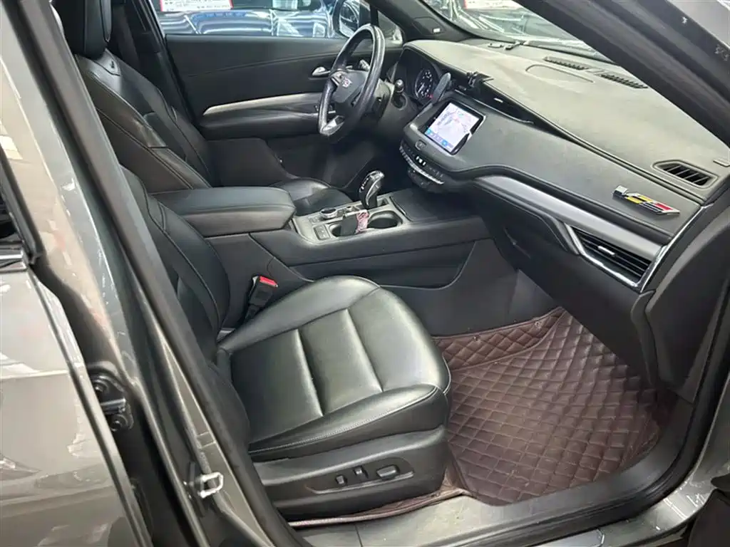 Cadillac XT4 2018 28T FWD Leading Edition фото 13