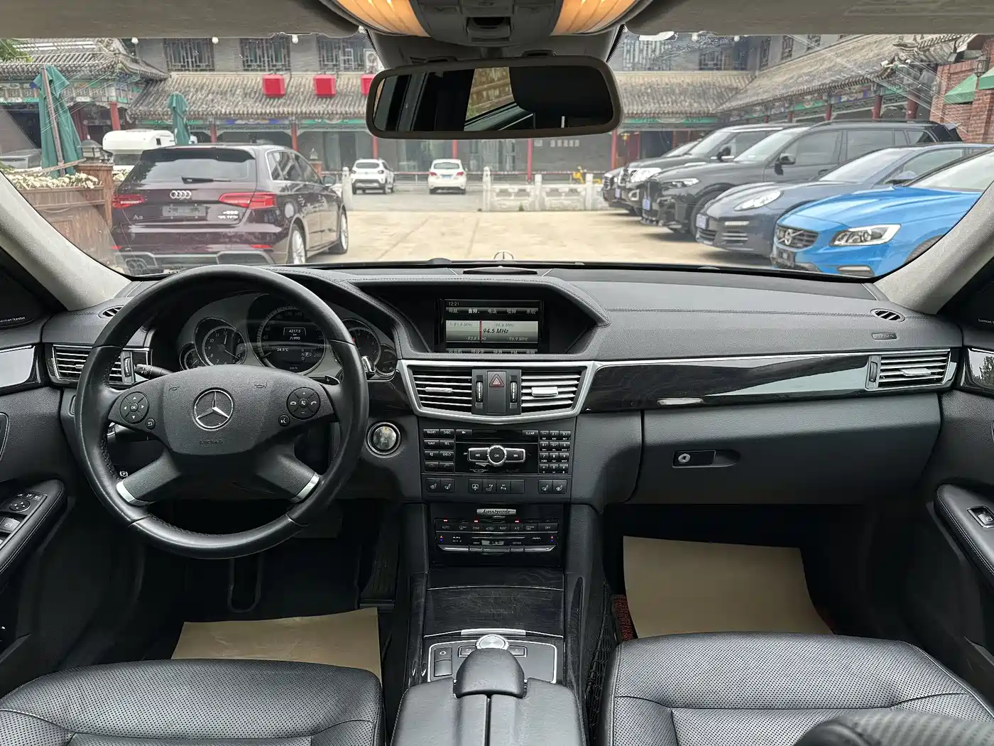 Mercedes-Benz E-Class 2013 E 300 L Fashion Luxury фото 23