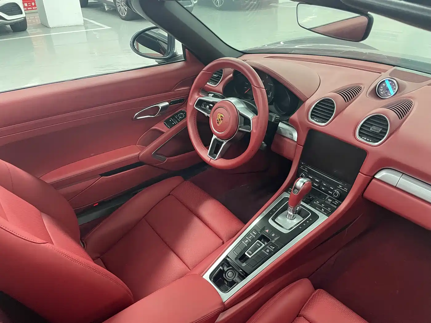 Porsche 718 2016 Boxster 2.0T фото 7