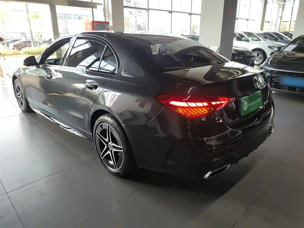 Mercedes-Benz C-Class 2023 Facelift C 260 L Night Sport Edition фото 5