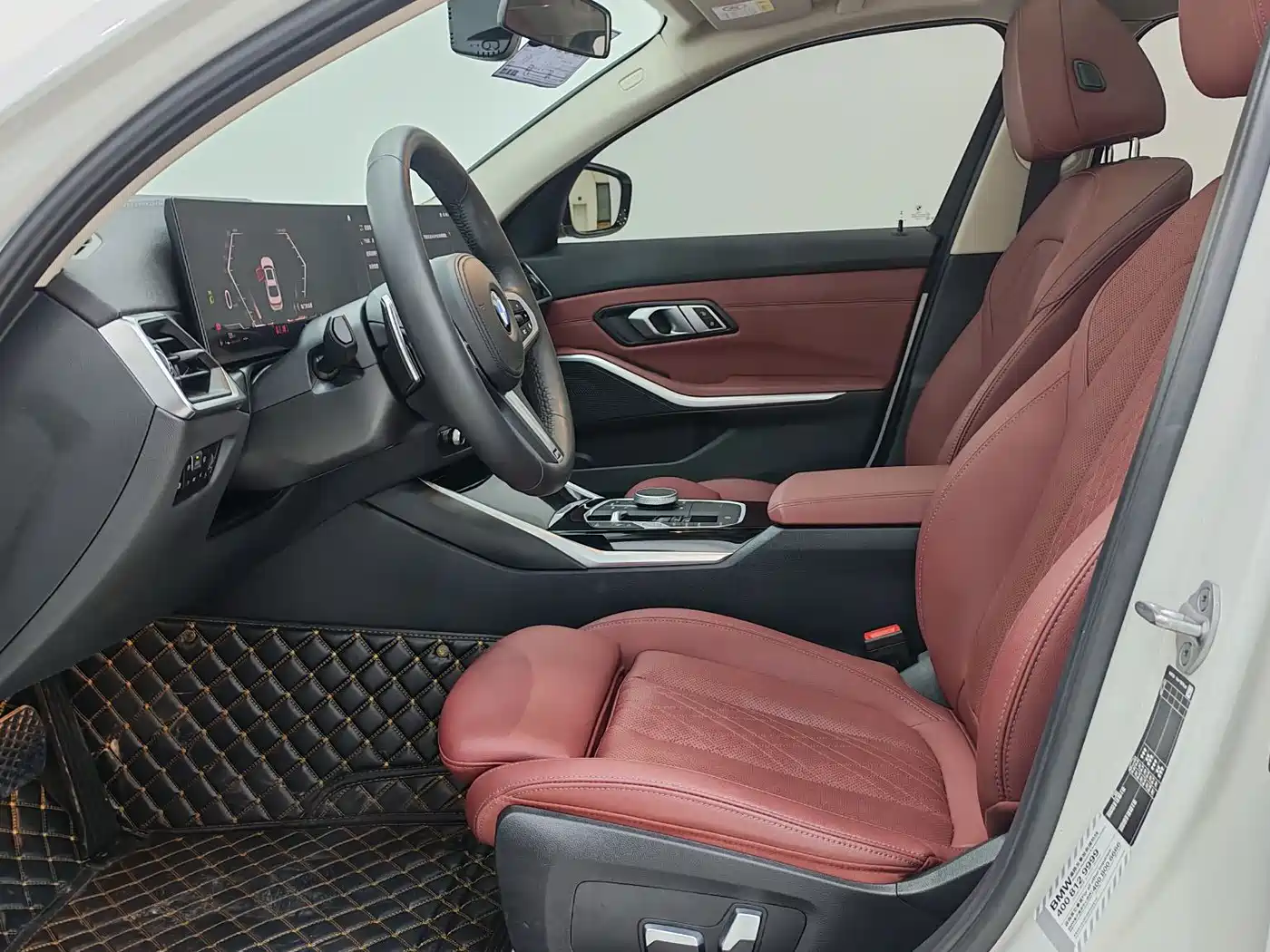 BMW 3 Series 2023 320Li M Sport Package фото 7
