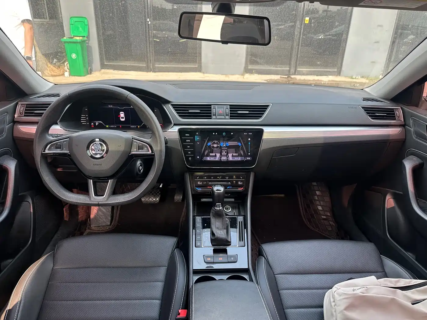Škoda Superb 2024 2023 Facelift TSI280 DSG Premium Edition