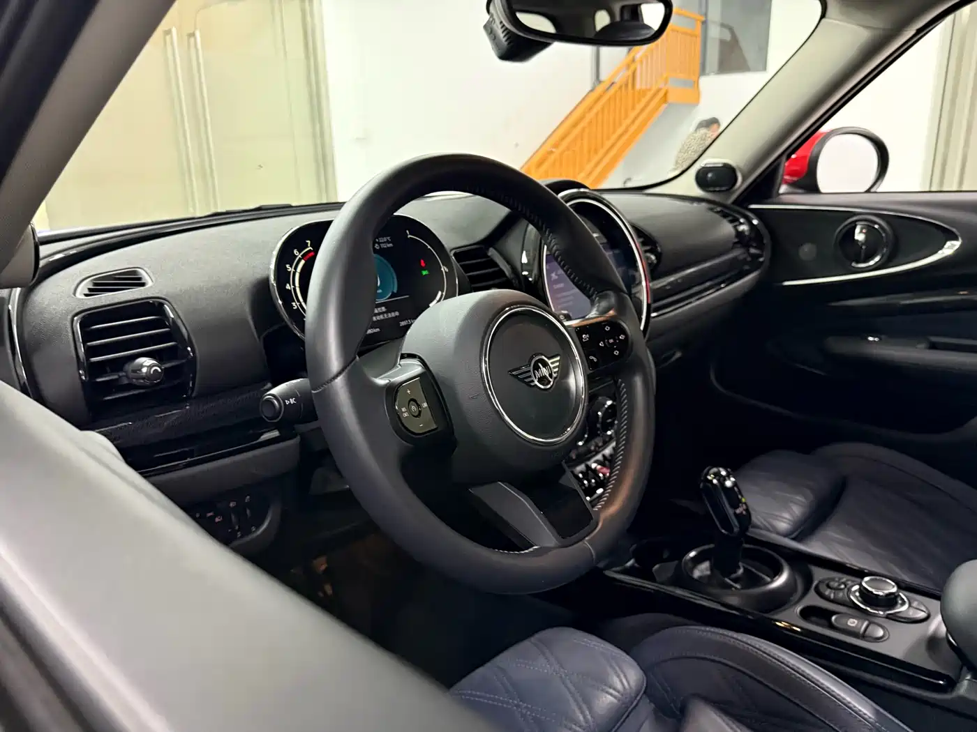 MINI CLUBMAN