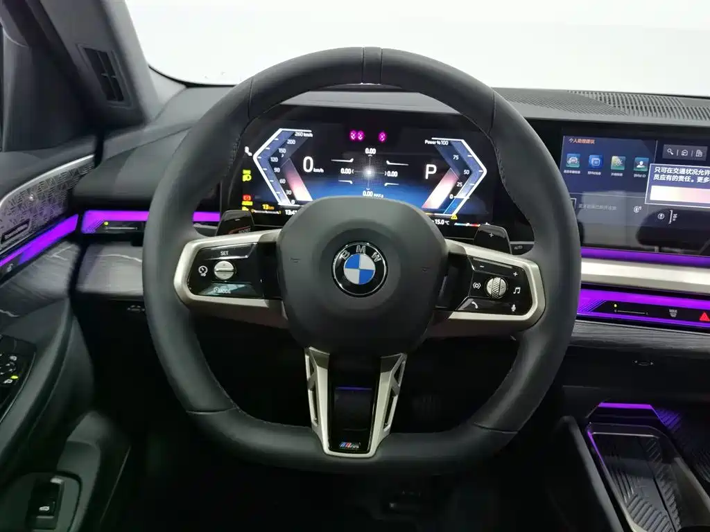 BMW 5 Series 2025 530Li Premium M Sport Package фото 11