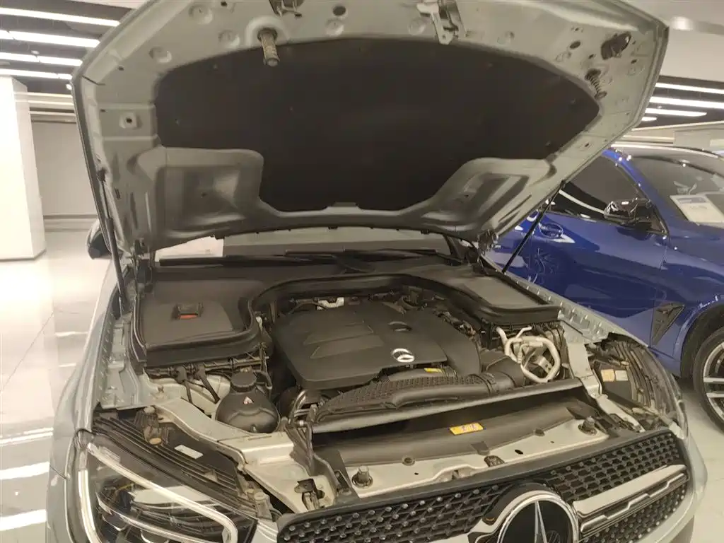 Mercedes-Benz GLC Coupe 2021 GLC 300 4MATIC Coupe SUV фото 16