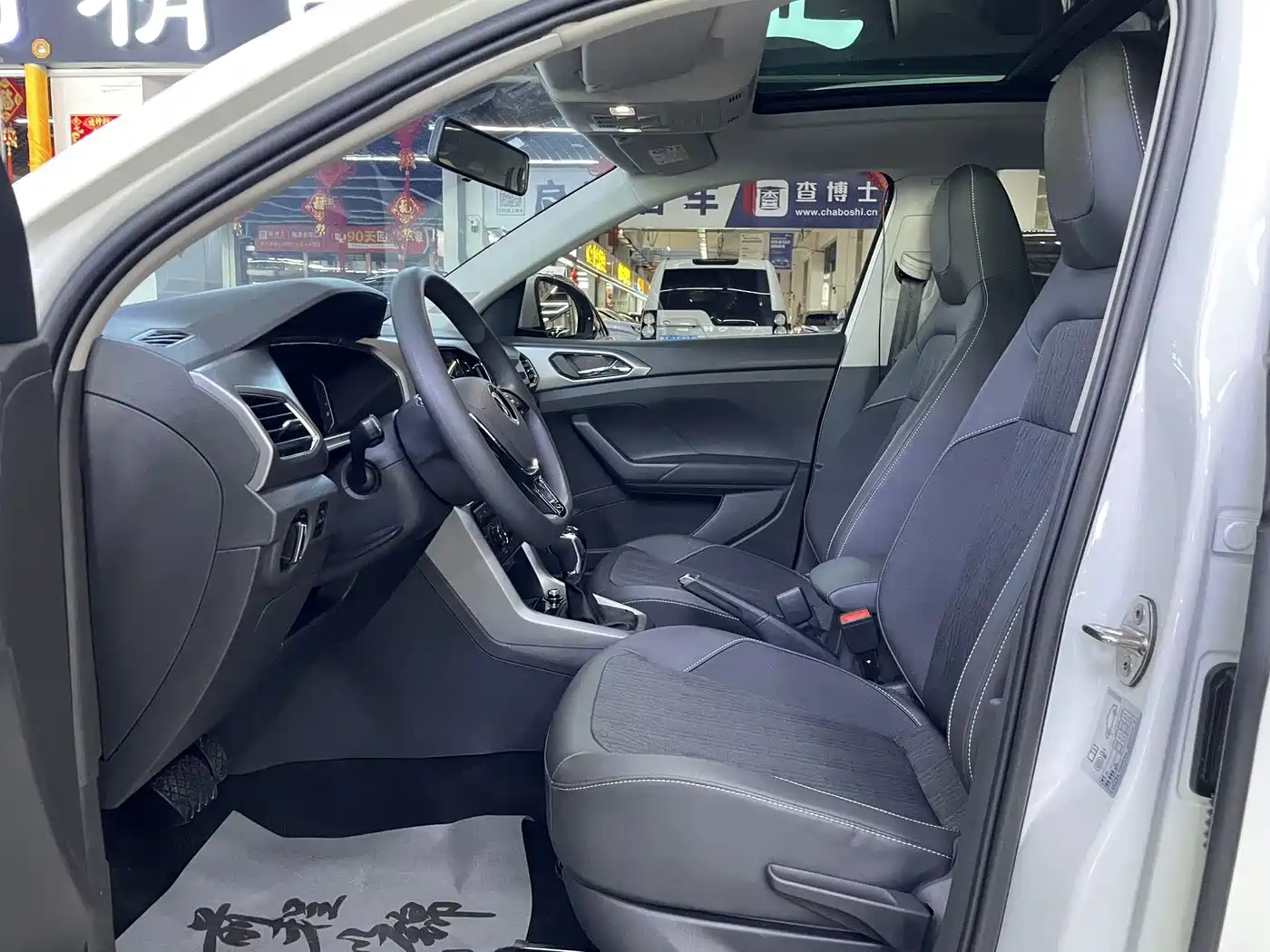 Volkswagen T-Cross 2022 280TSI DSG Comfort Edition фото 8