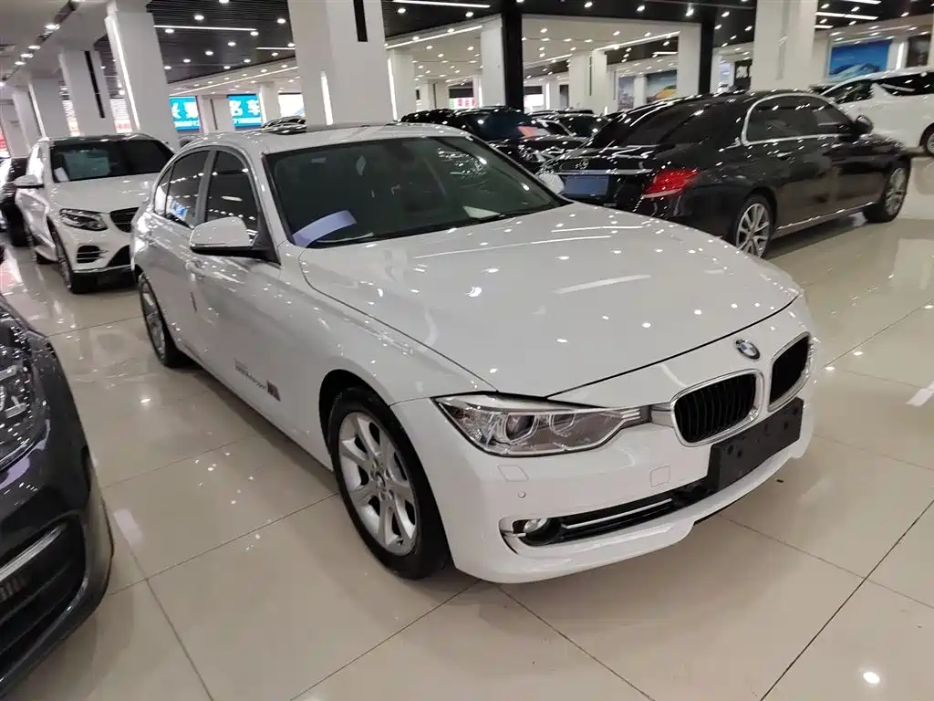 BMW 3 Series 2015 328Li Fashion фото 22