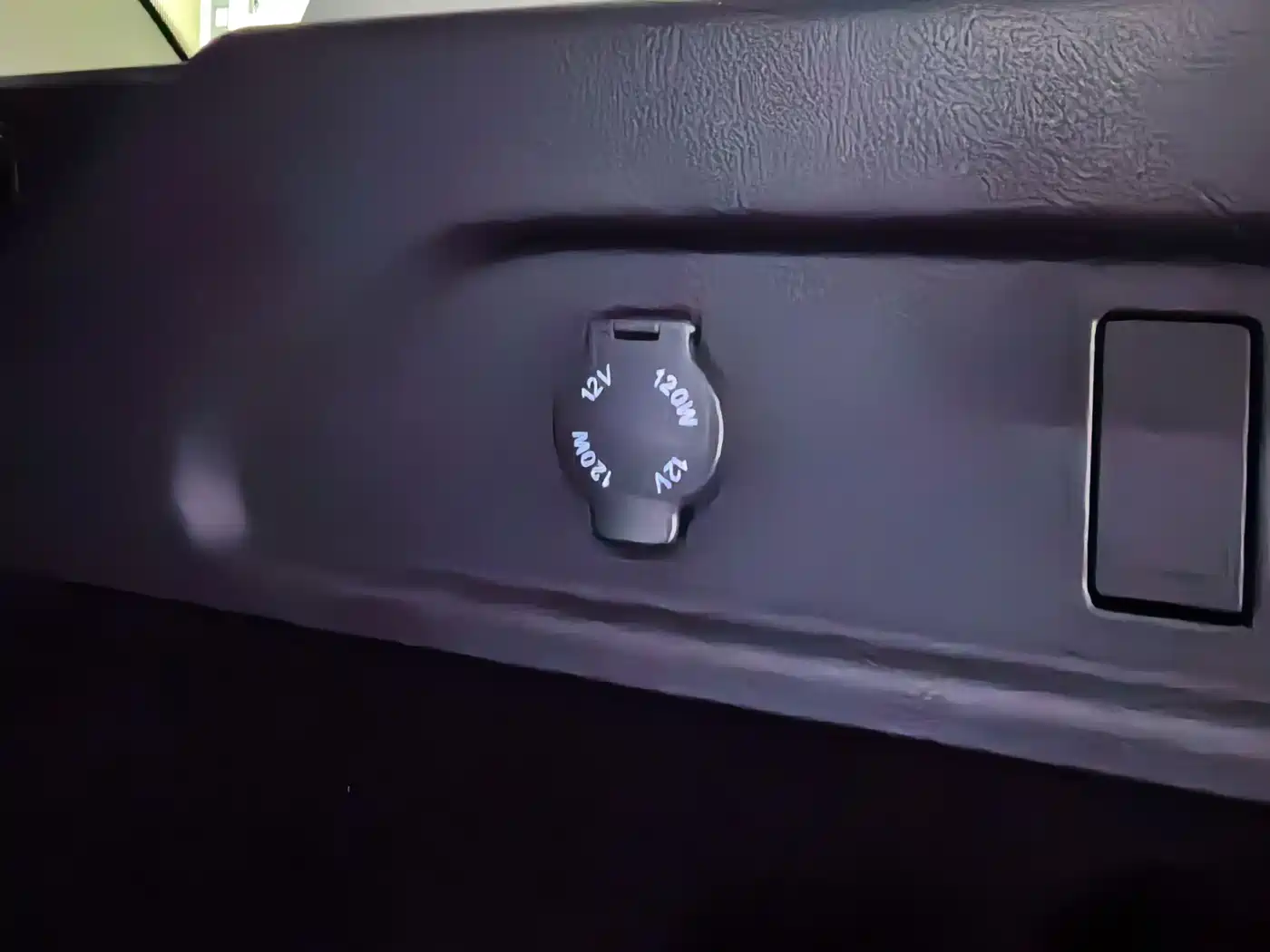 Voyah Auto VOYAH FREE 2024 Ultra Long Range Intelligent Driving Edition фото 15
