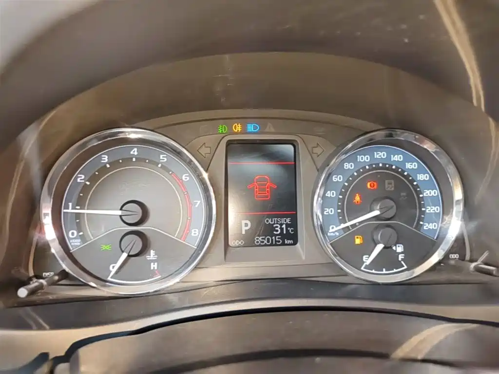 Toyota Corolla 2017 Facelift 1.2T S-CVT GL-i фото 12