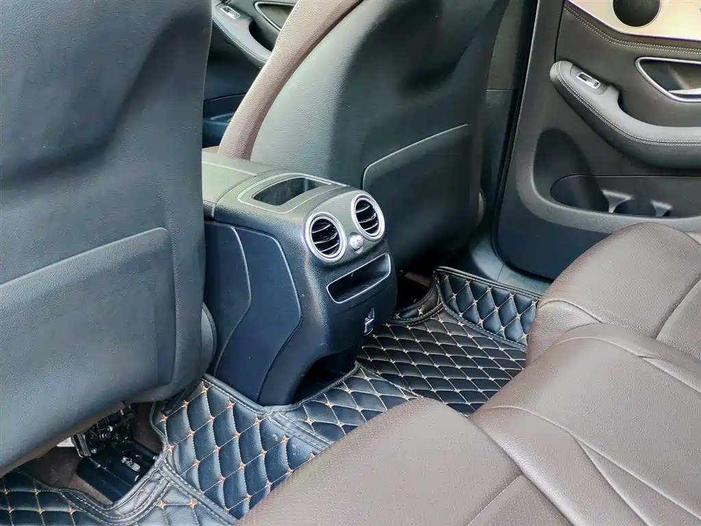 Mercedes-Benz GLC 2020 Facelift GLC 260 L 4MATIC Dynamic фото 9