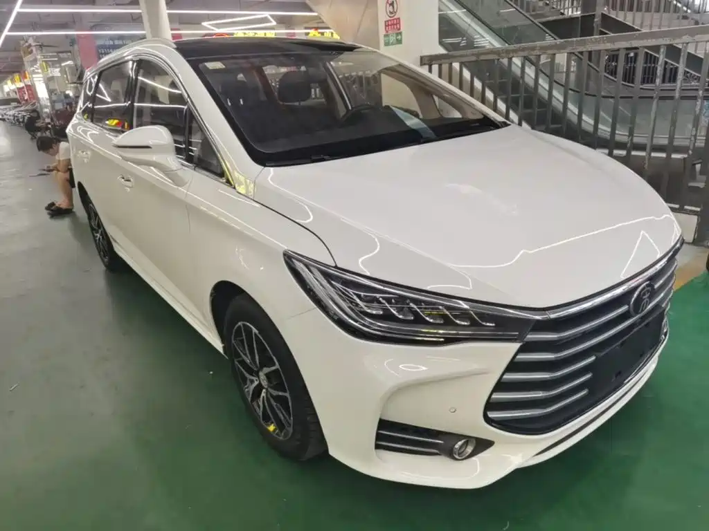 BYD Song MAX 2017 2017 1.5T Auto Smart Connect Premium 7-seater