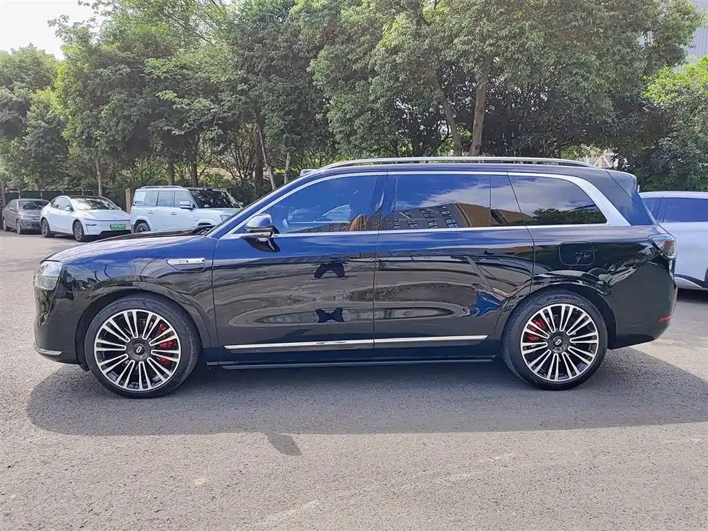 AITO Wenjie AITO M9 2024 Extended Range Ultra 42kWh 6-Seater фото 3