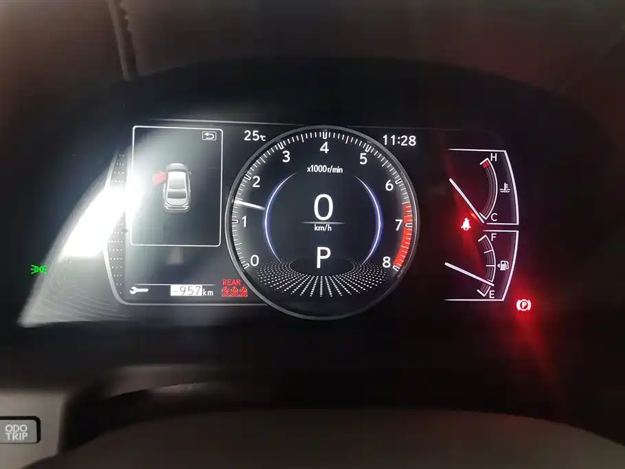Lexus ES 2020 200 Excellence фото 14