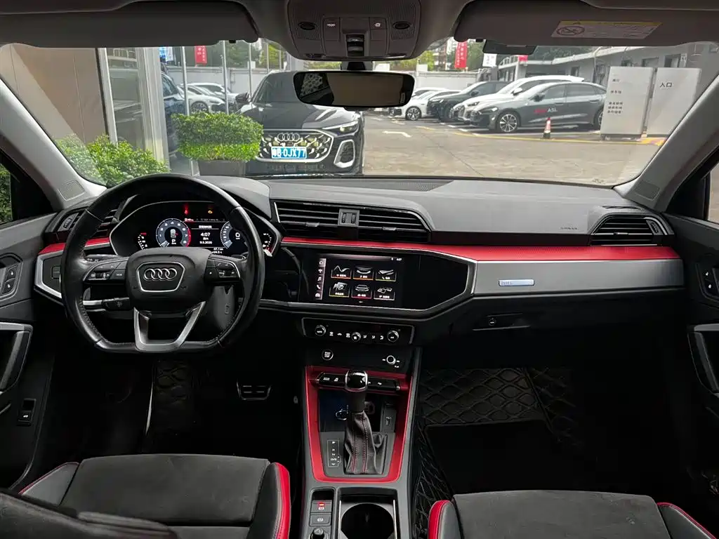 Audi Q3 2021 40 TFSI Fashion Sport фото 10