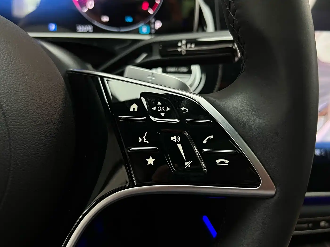 Mercedes-Benz E-Class 2025 E 300 L Luxury фото 23