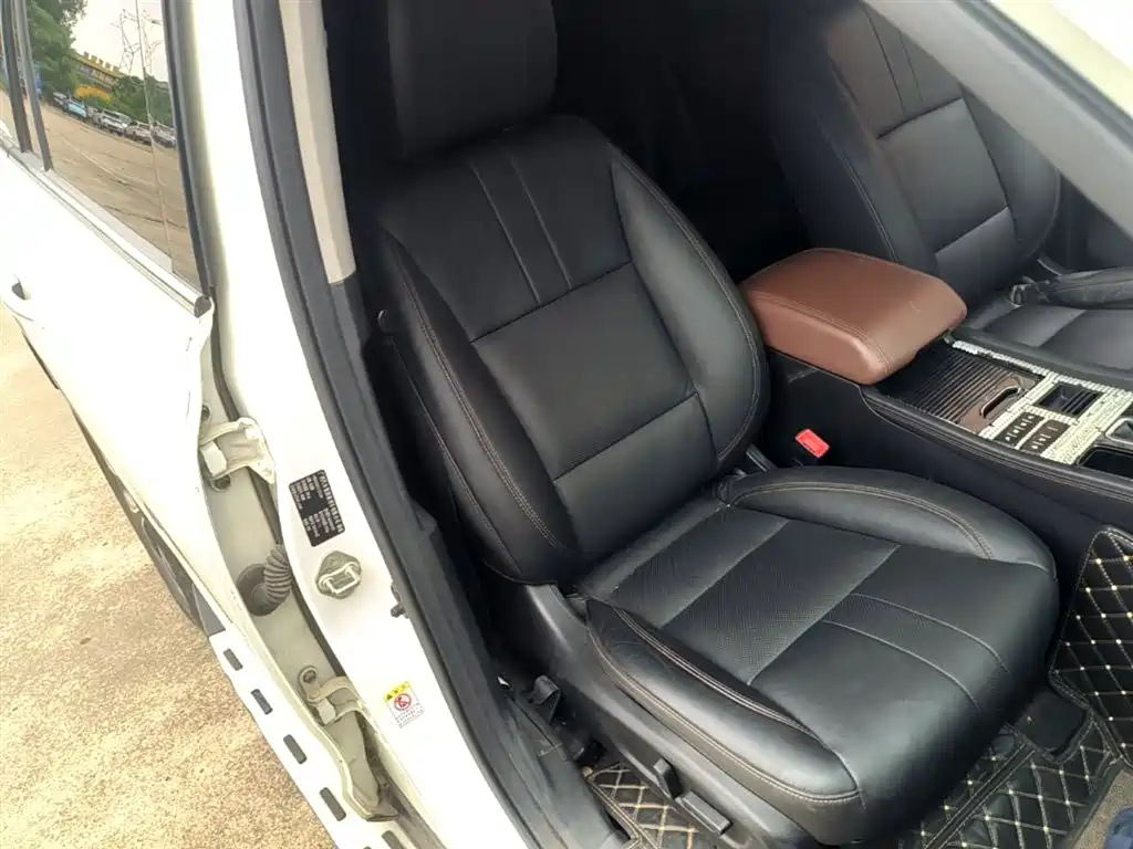 GAC Trumpchi Trumpchi GS8 2017 320T 2WD Luxury Smart Connect (7-seater) фото 25